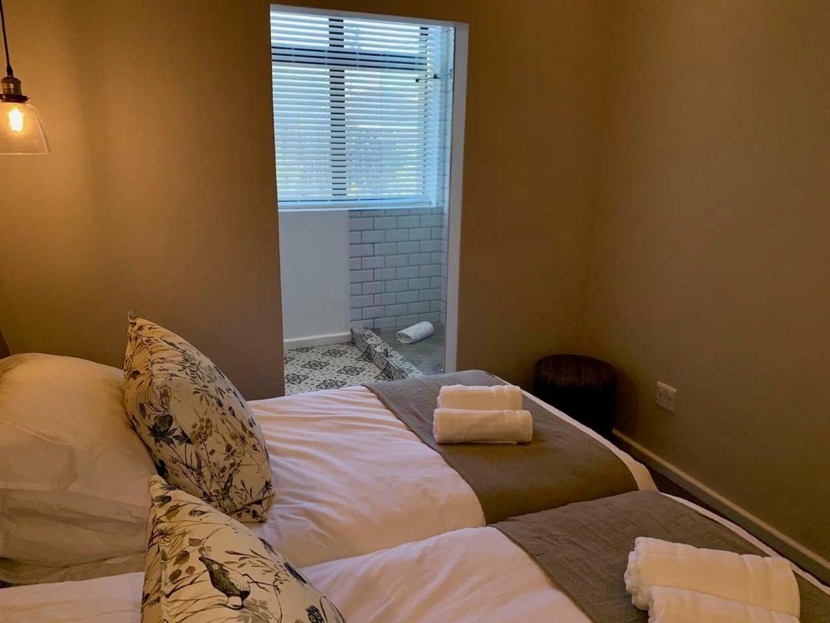 Oyster Lagoon Villa - Luxurious 2 Bed Apartment In Knysna Extérieur photo